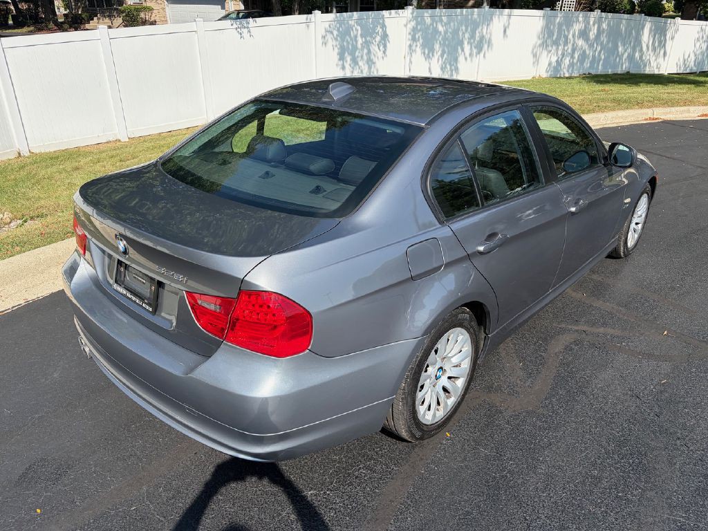 2009 BMW 3 Series Image 35