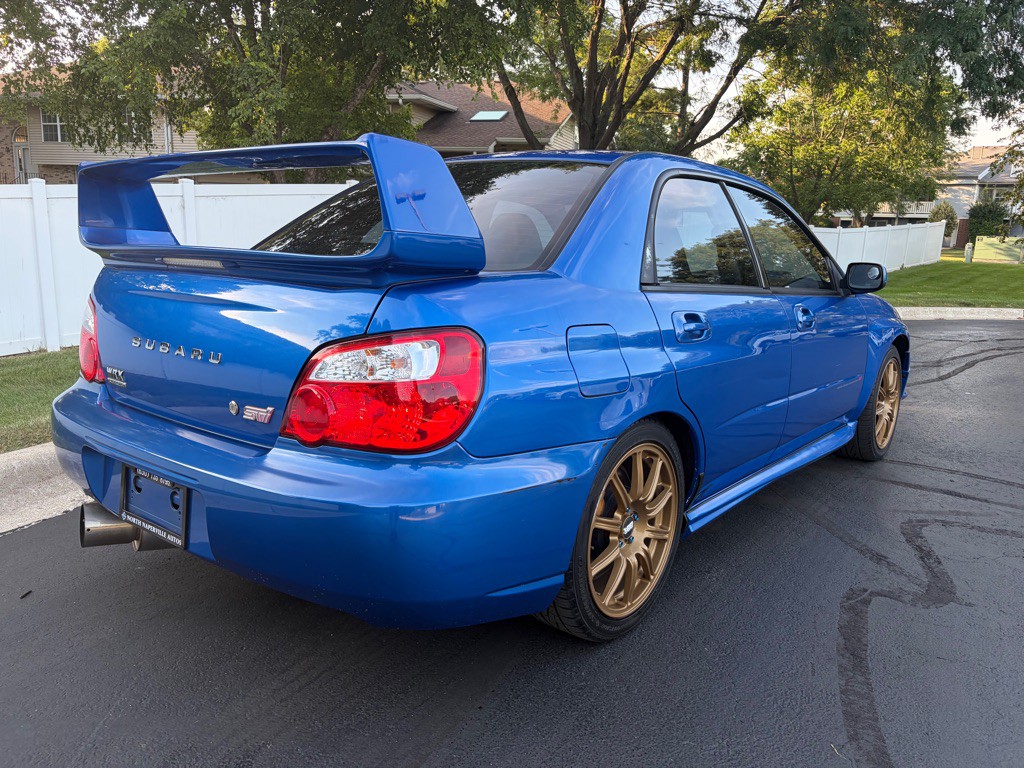 2004 Subaru Impreza Image 10