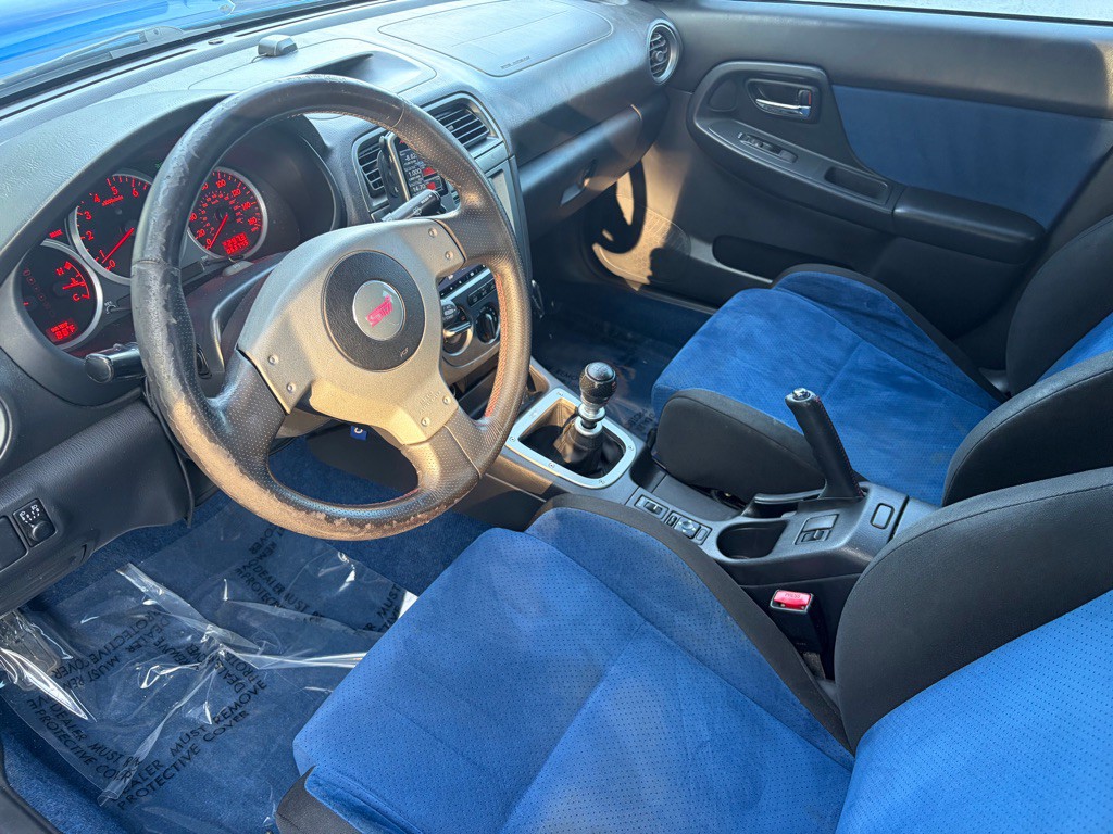 2004 Subaru Impreza Image 29