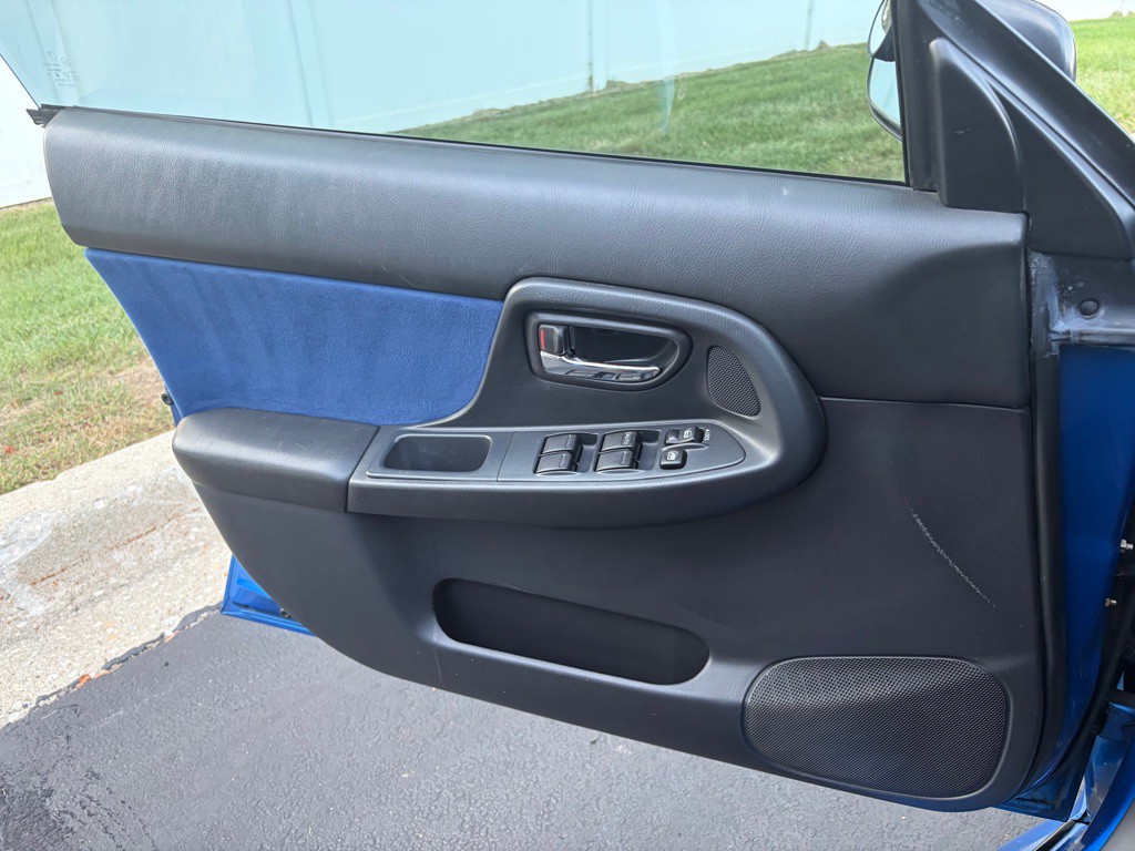 2004 Subaru Impreza Image 36