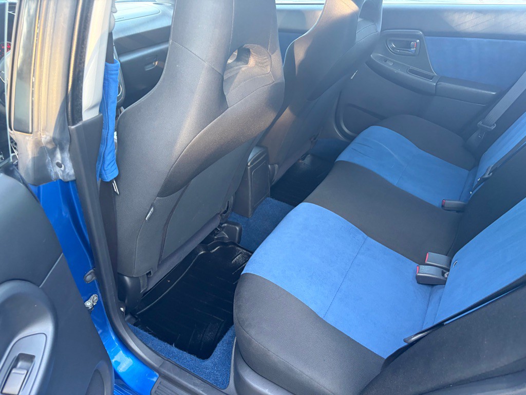 2004 Subaru Impreza Image 43