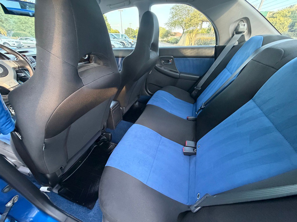 2004 Subaru Impreza Image 48