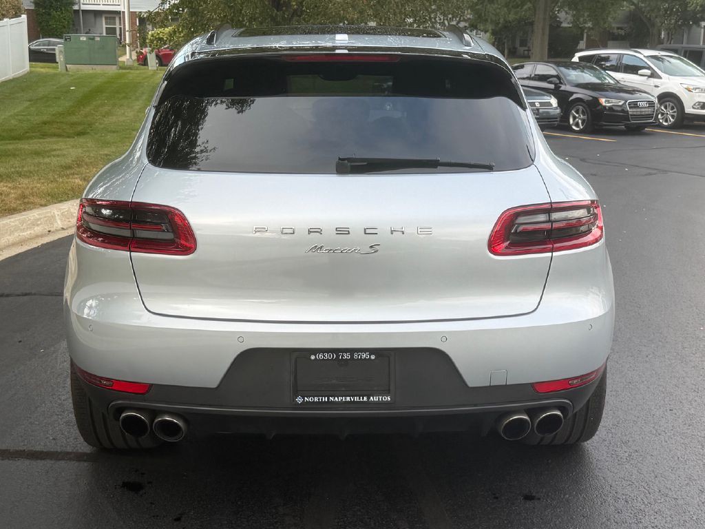 2016 Porsche Macan Image 7