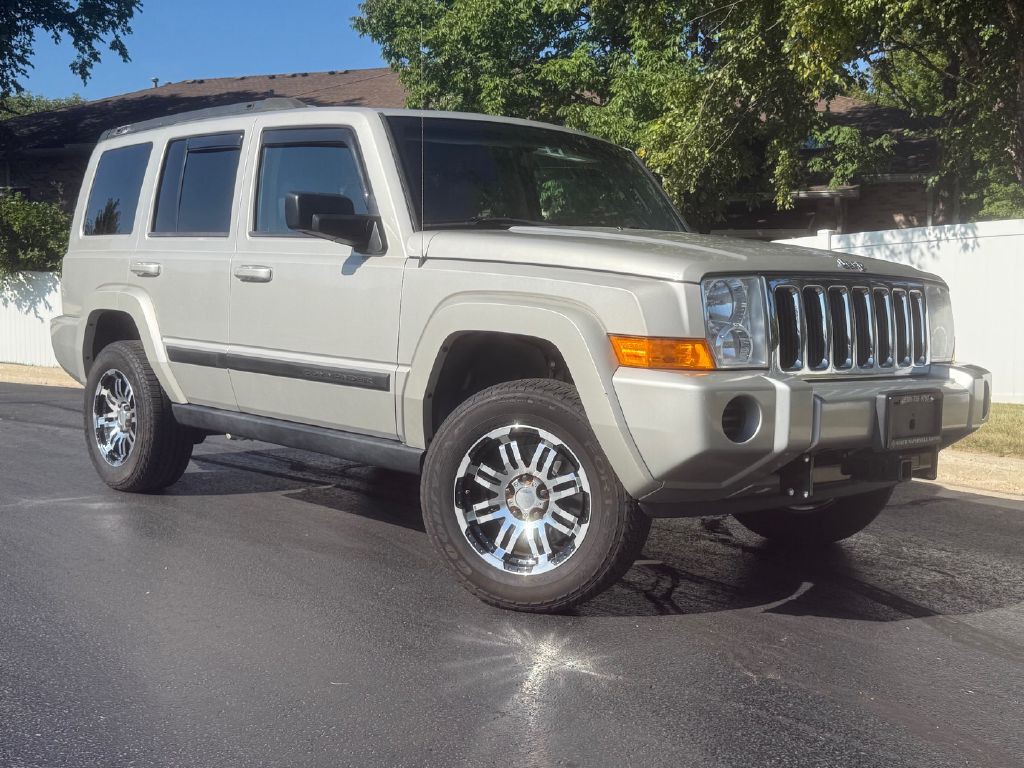 2008 Jeep Commander Image 2