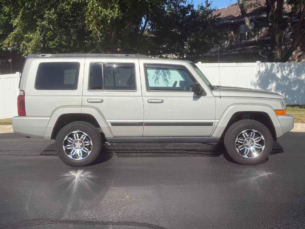 2008 Jeep Commander Image 4