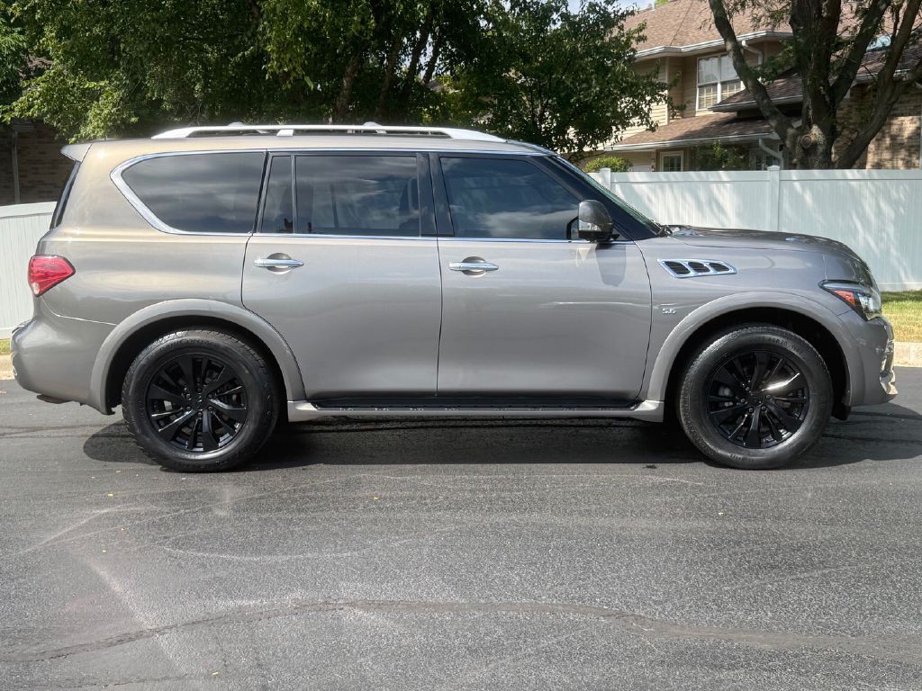 2016 INFINITI QX80 Image 4