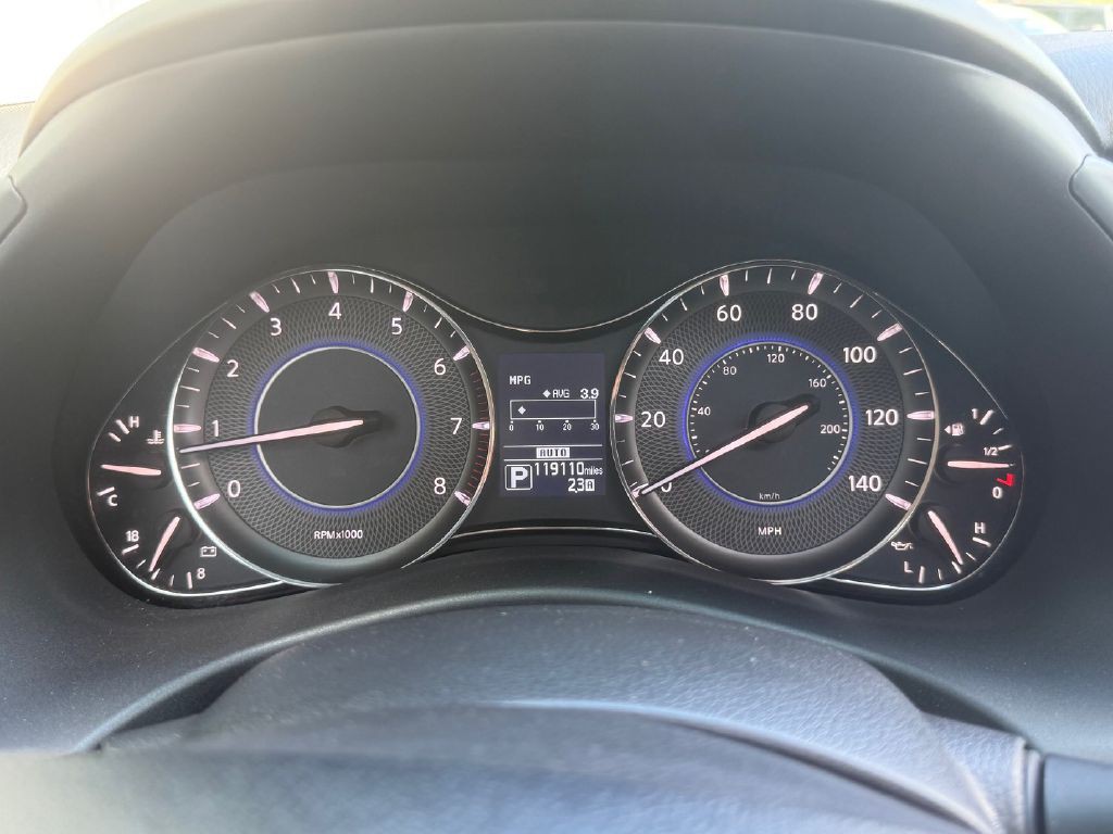 2016 INFINITI QX80 Image 14