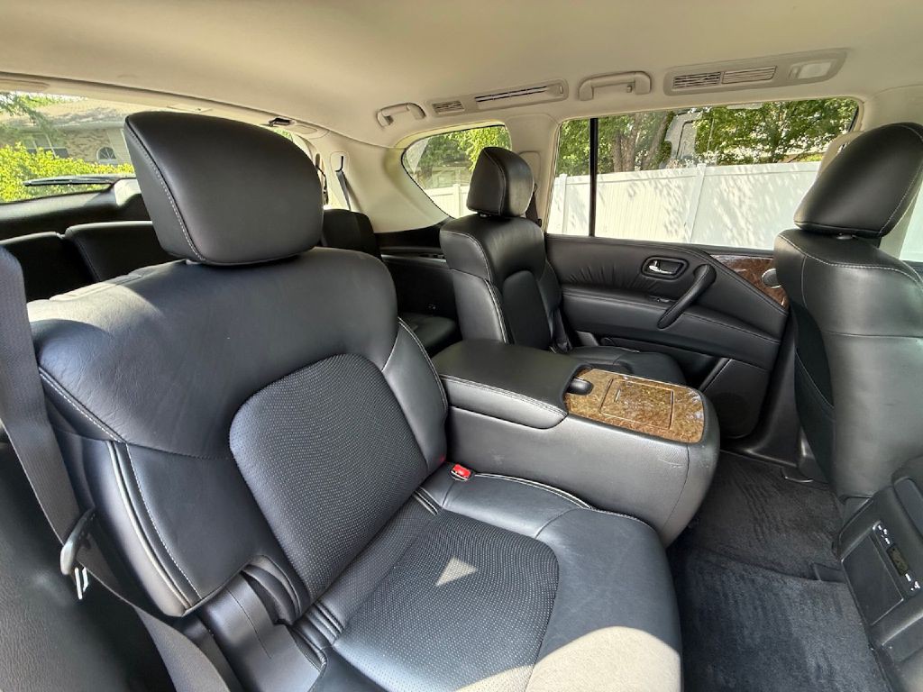 2016 INFINITI QX80 Image 20