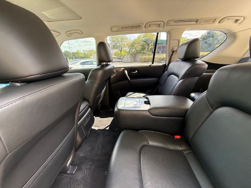2016 INFINITI QX80 Image 22
