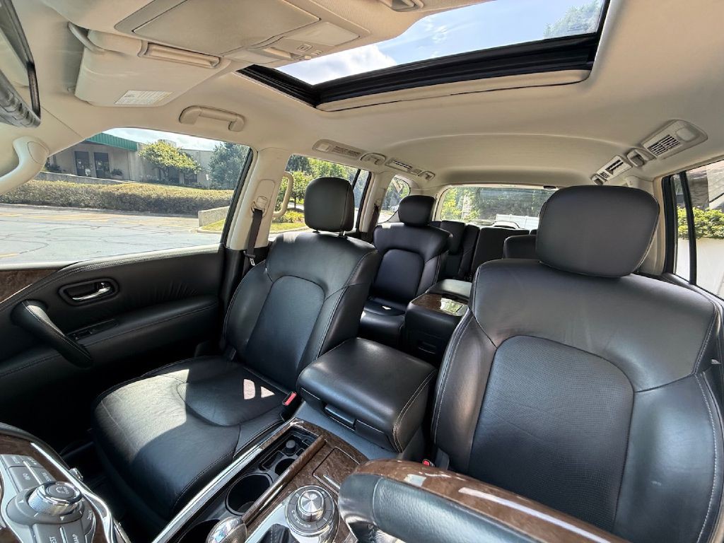 2016 INFINITI QX80 Image 31