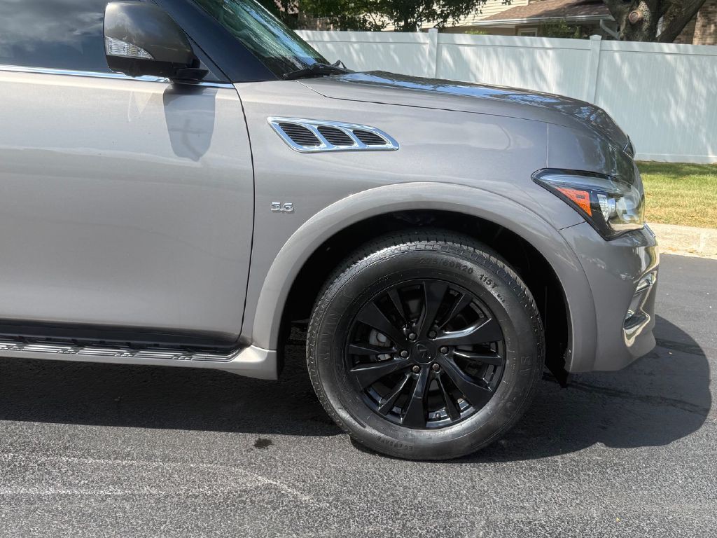 2016 INFINITI QX80 Image 35