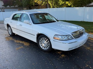 Image for 2004 Lincoln Town Car Signature ID: 7716167