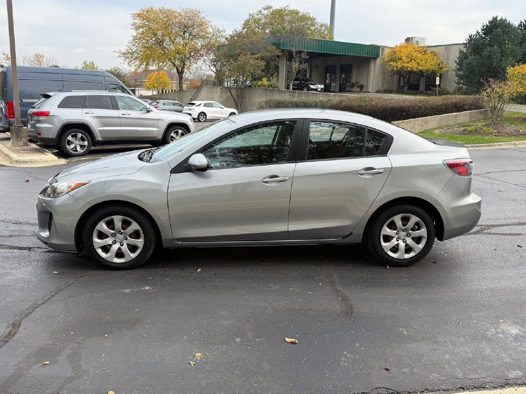 2013 Mazda Mazda3 Image 8