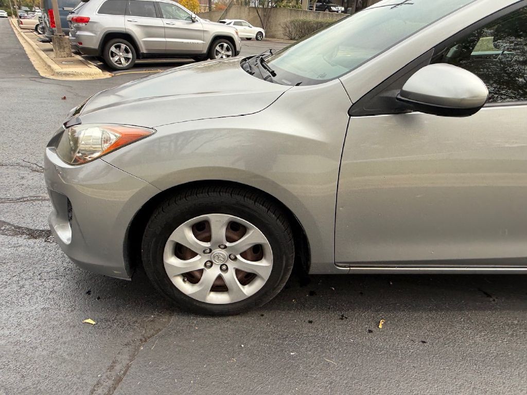 2013 Mazda Mazda3 Image 30