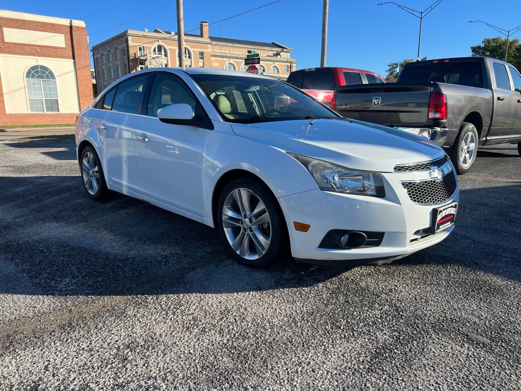 2012 Chevrolet Cruze Image 4
