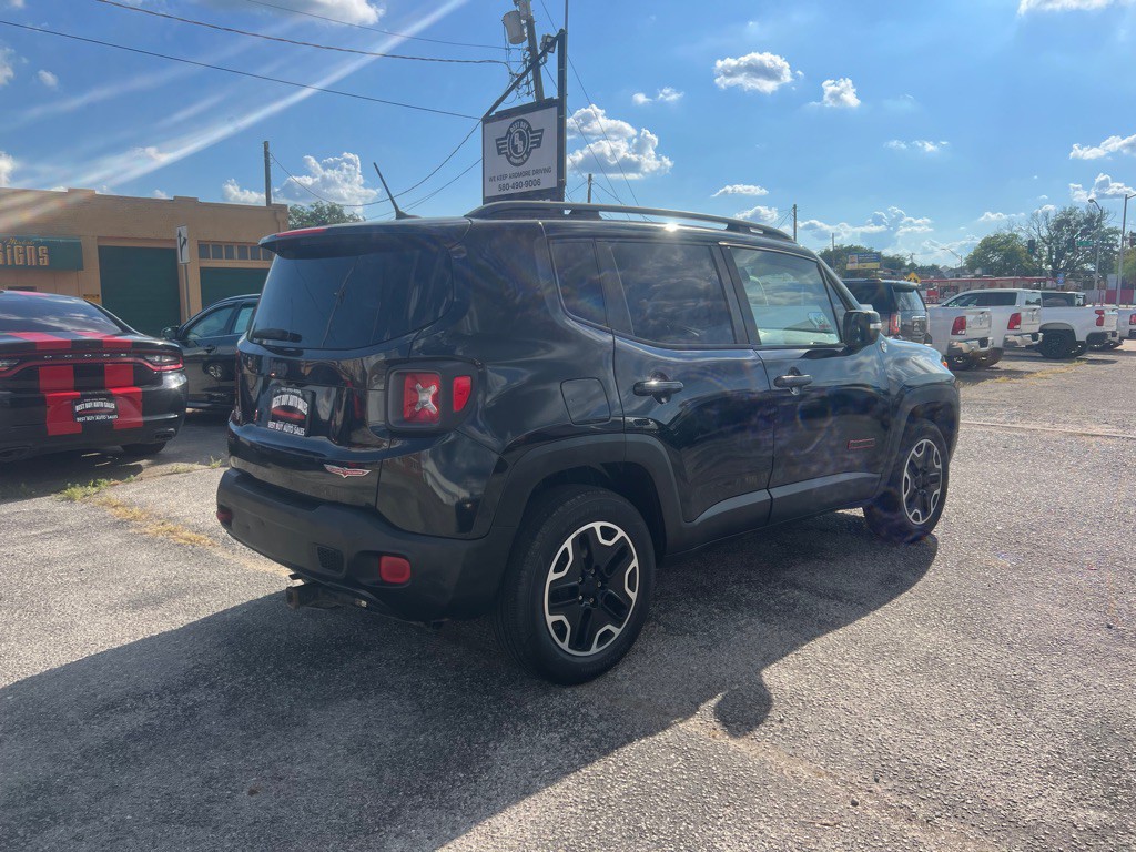 2015 Jeep Renegade Image 3