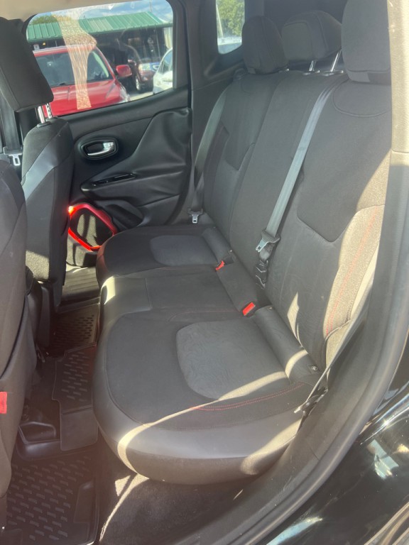 2015 Jeep Renegade Image 7