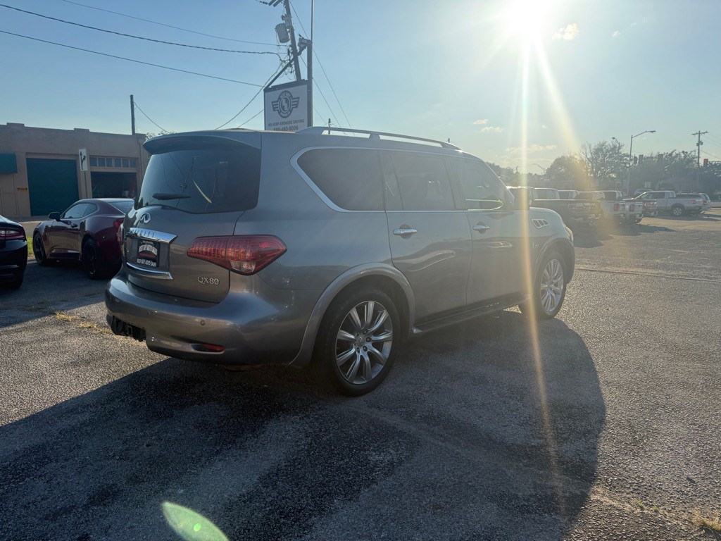 2014 INFINITI QX80 Image 3