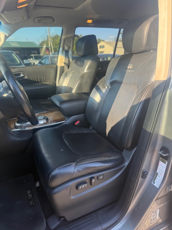 2014 INFINITI QX80 Image 5