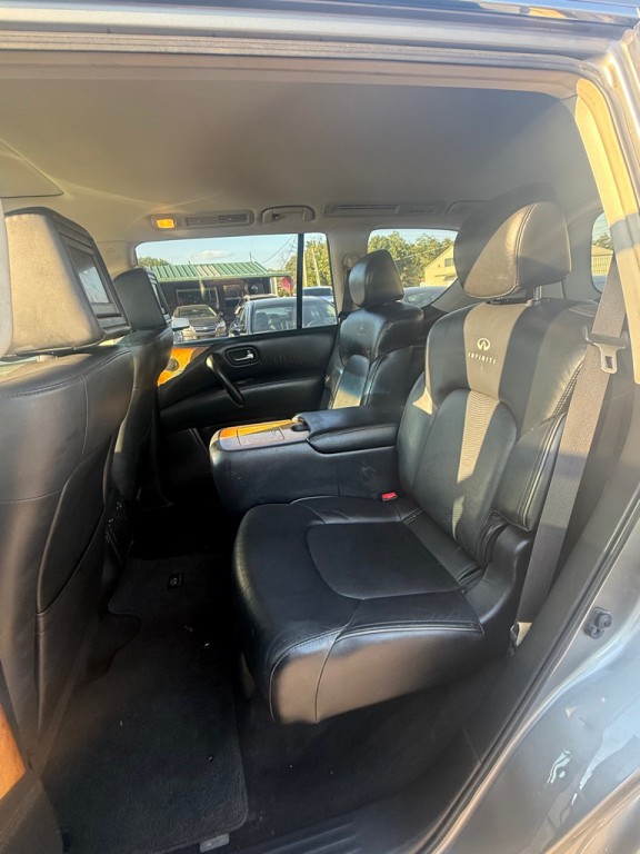 2014 INFINITI QX80 Image 7