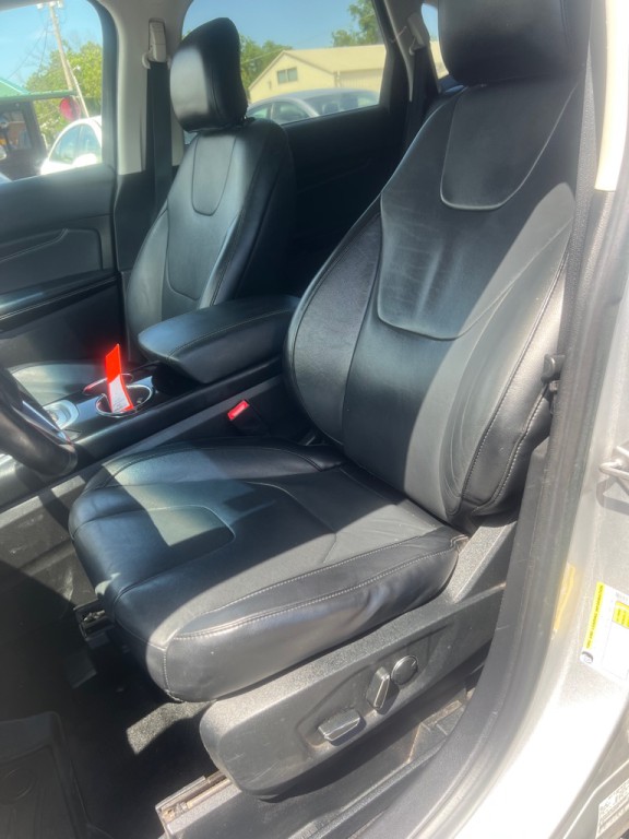 2017 Ford Edge Image 5