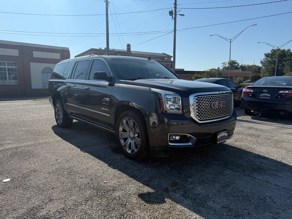 2015 GMC Yukon Image 4
