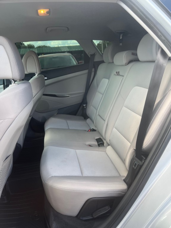 2016 Hyundai Tucson Image 7