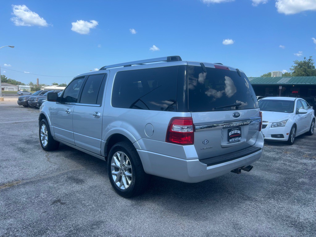 2017 Ford Expedition Image 2