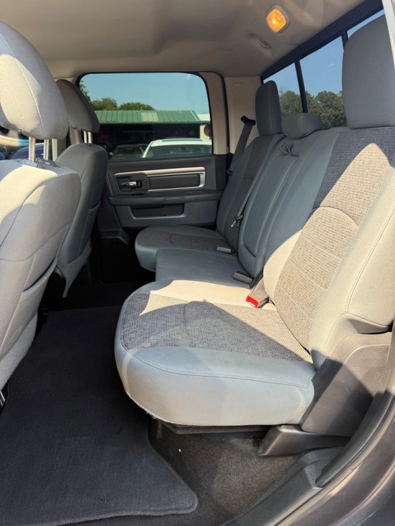 2017 RAM 1500 Image 7