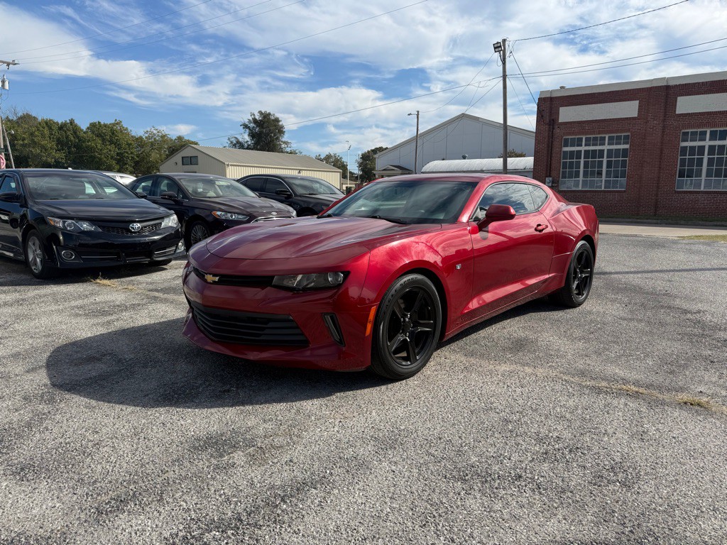 2016 Chevrolet Camaro Image 1