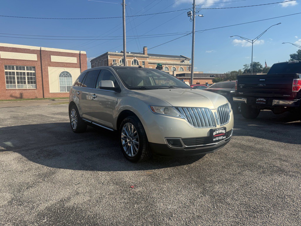 2011 Lincoln MKX Image 4