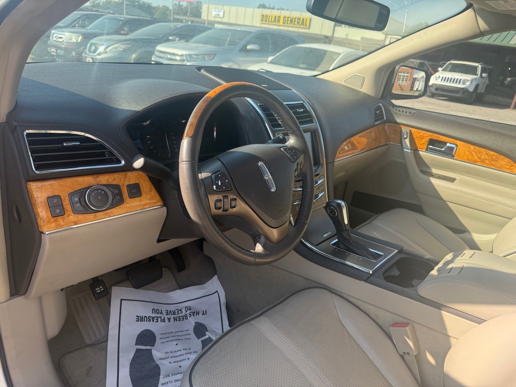 2011 Lincoln MKX Image 6