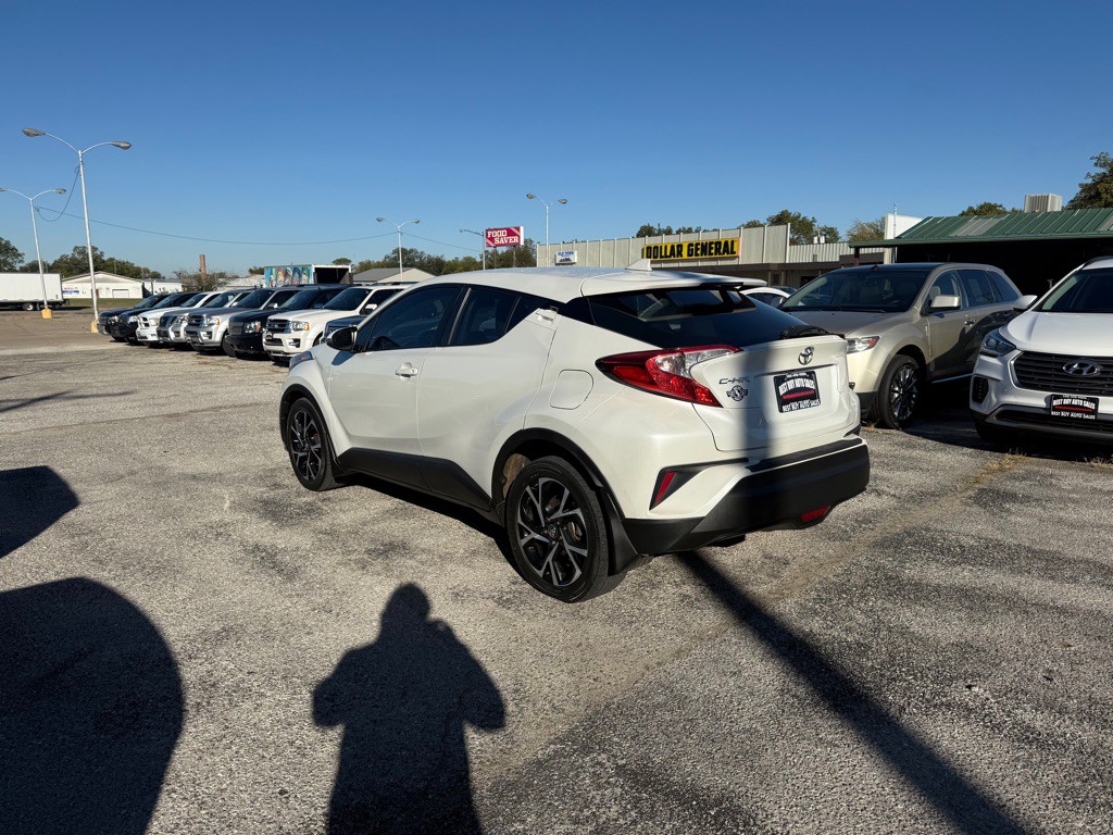 2018 Toyota C-HR Image 5