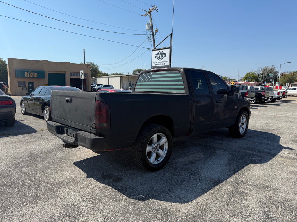 2004 Dodge Ram 1500 Image 3