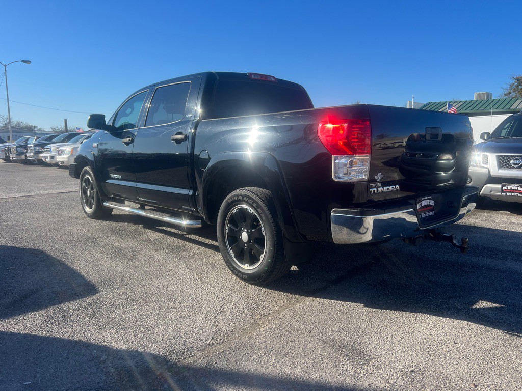 2010 Toyota Tundra Image 2