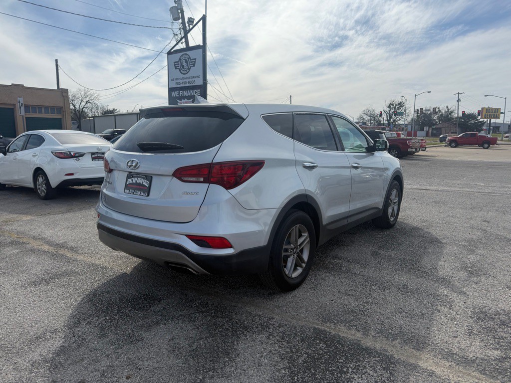 2017 Hyundai Santa Fe Sport Image 3