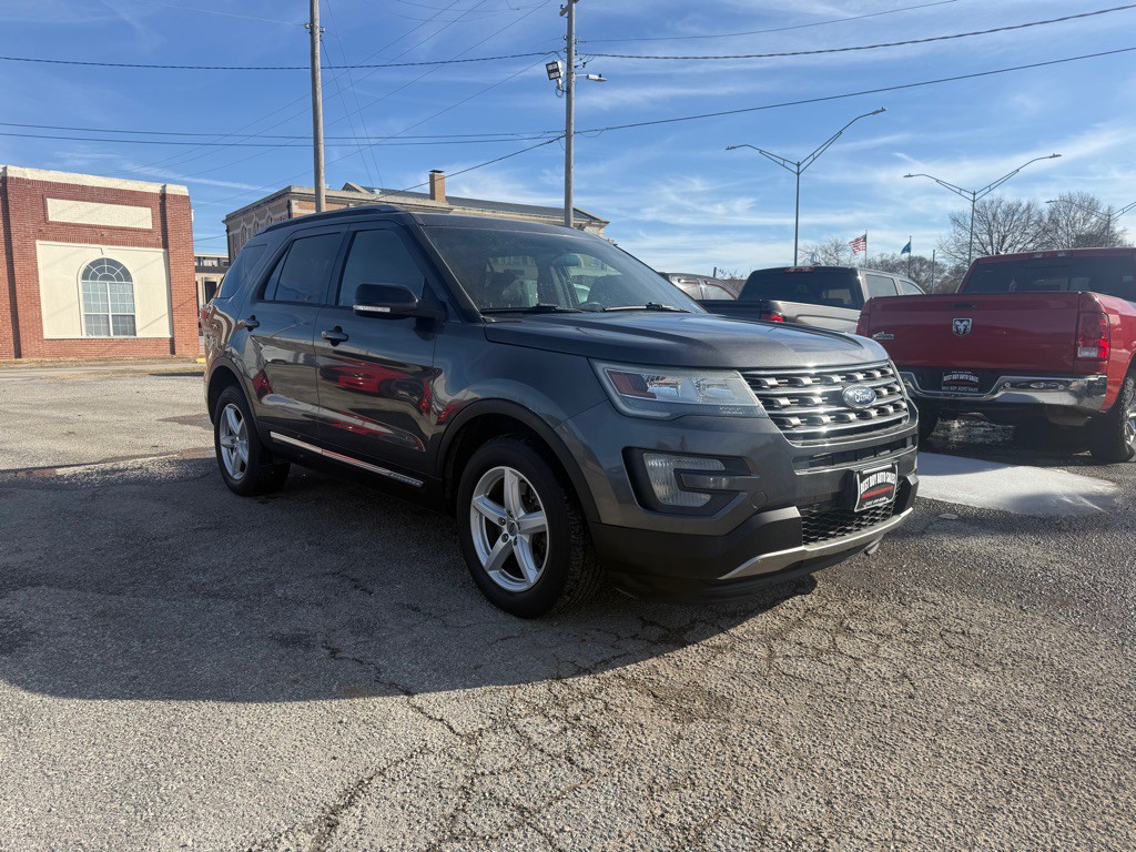 2016 Ford Explorer Image 4