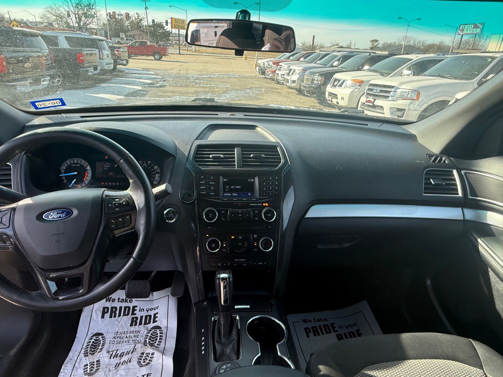 2016 Ford Explorer Image 6