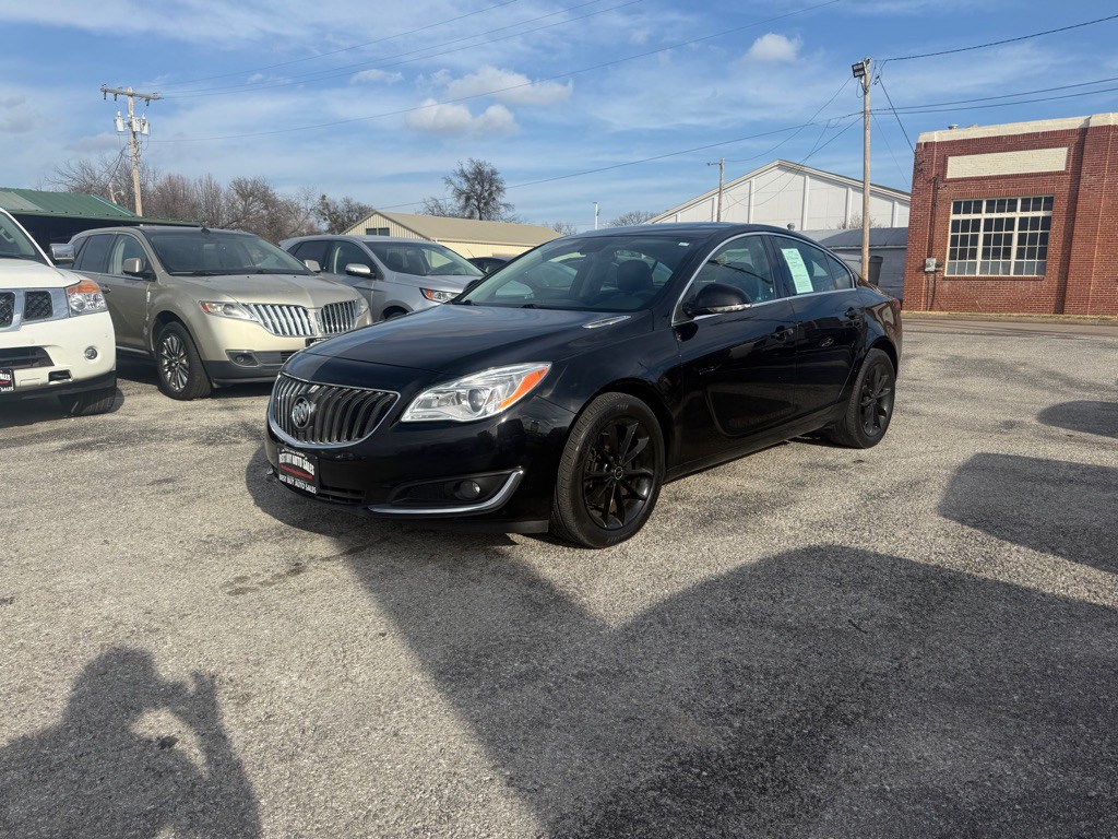 2016 Buick Regal Image 1