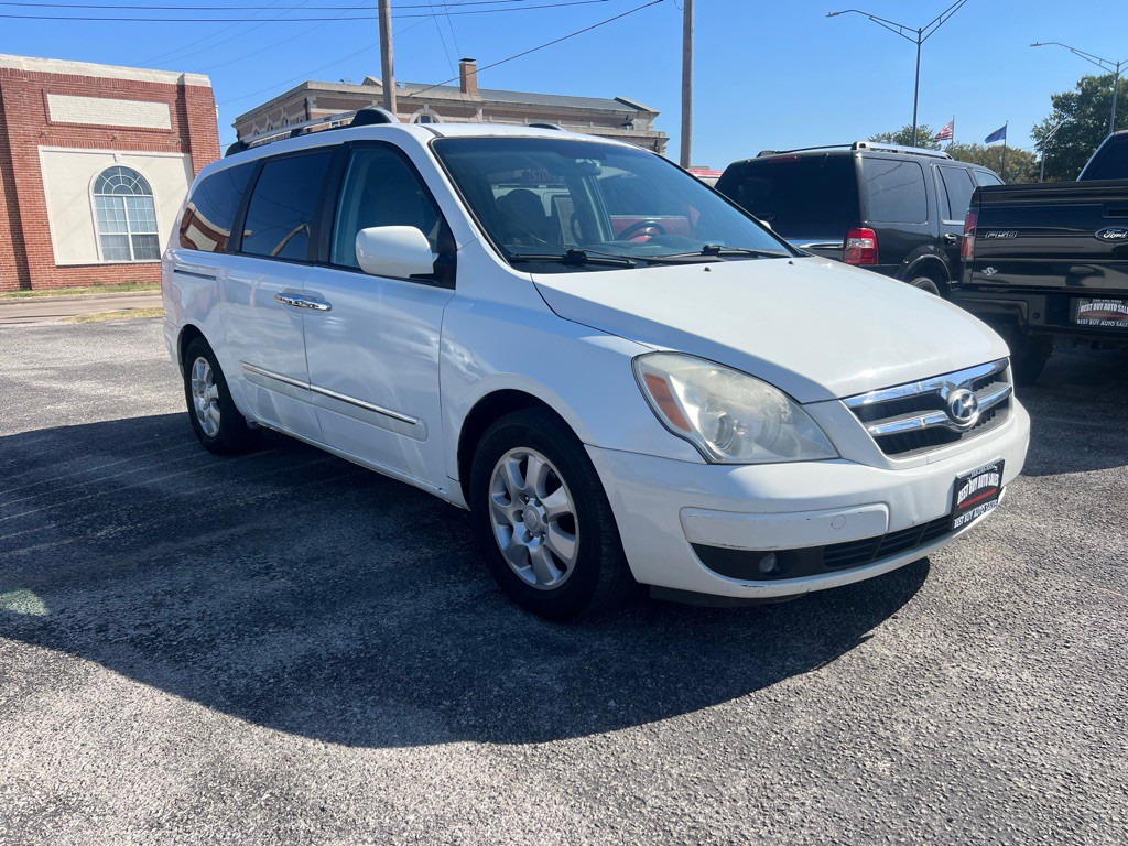 2007 Hyundai Entourage Image 4