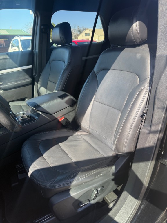 2017 Ford Explorer Image 5