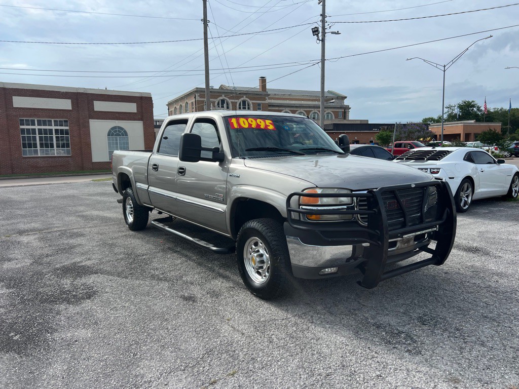 2002 GMC Sierra 2500 Image 4
