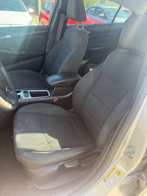 2017 Chevrolet Cruze Image 5