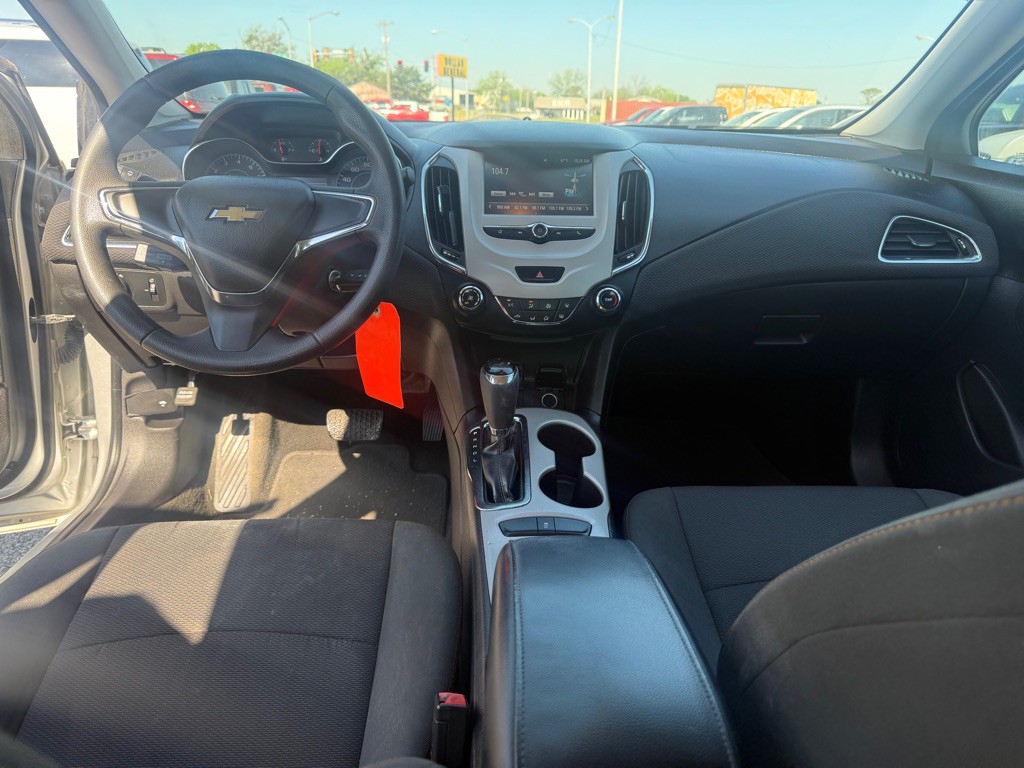 2017 Chevrolet Cruze Image 7