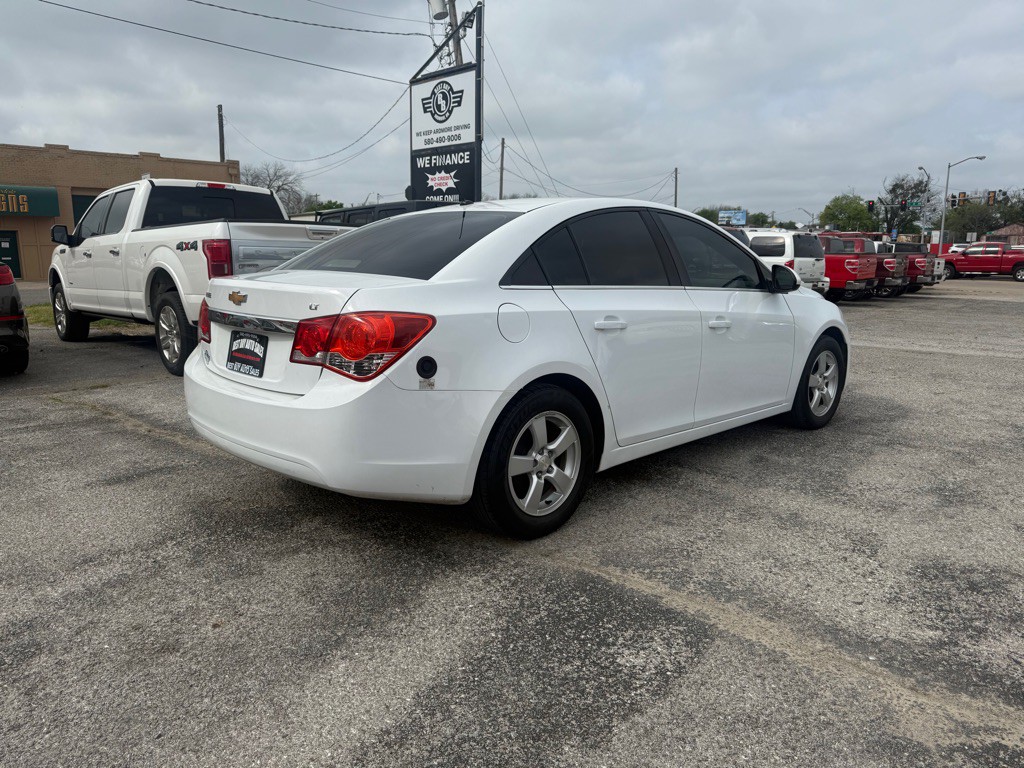 2014 Chevrolet Cruze Image 3