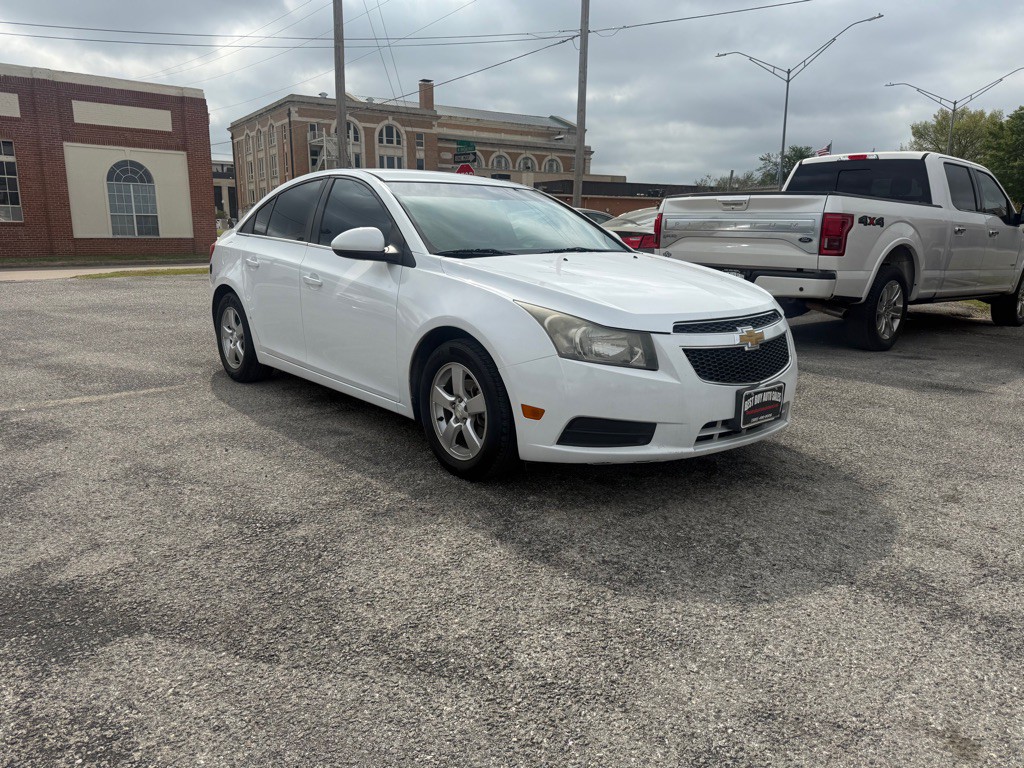 2014 Chevrolet Cruze Image 4