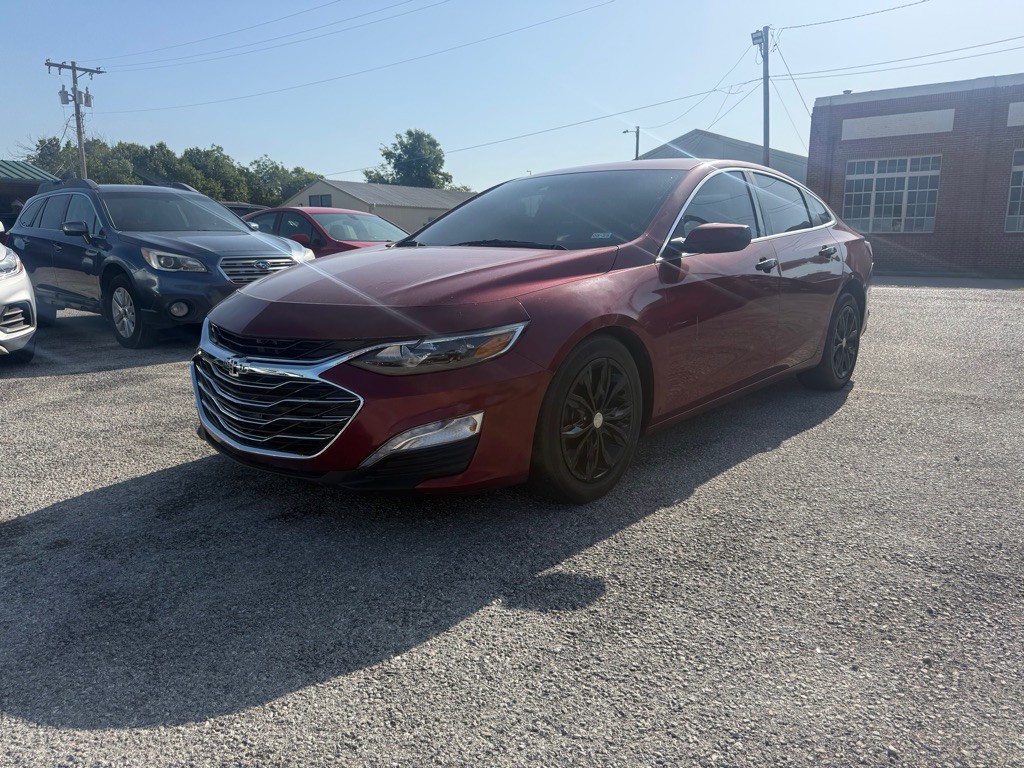 2019 Chevrolet Malibu Image 1