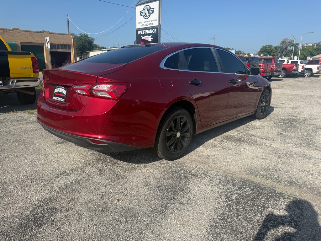 2019 Chevrolet Malibu Image 3