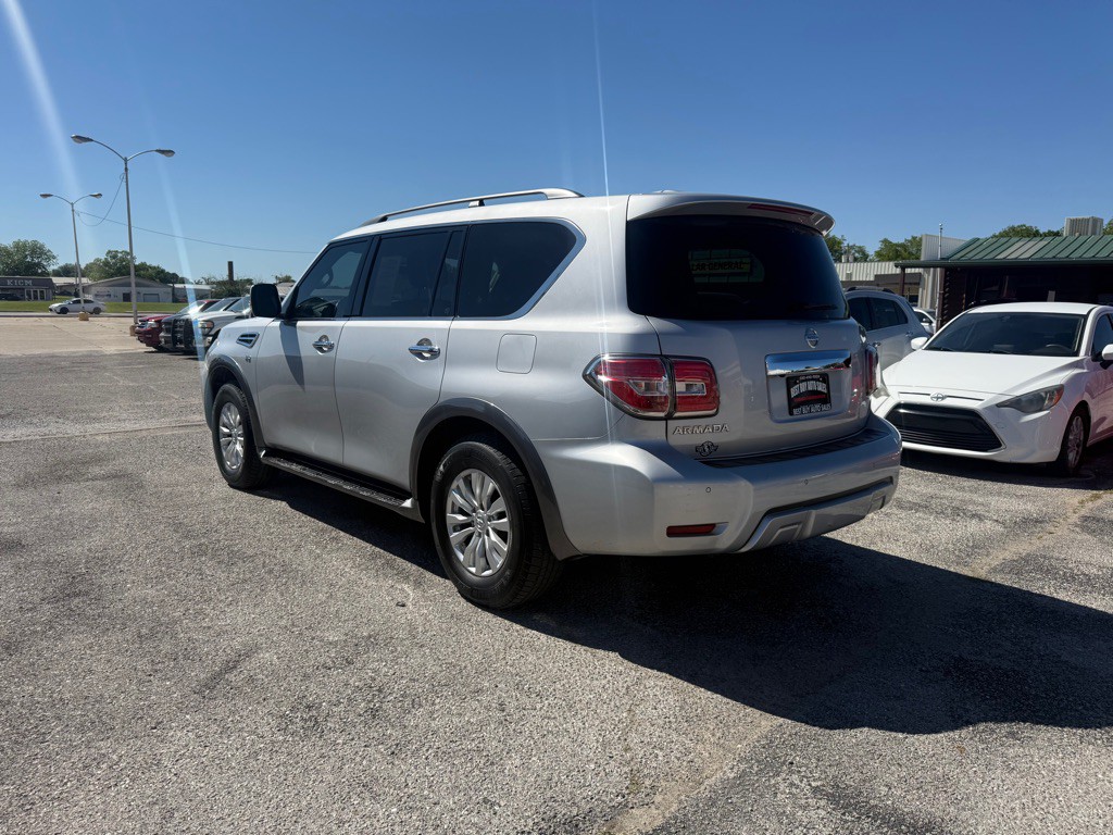 2019 Nissan Armada Image 2