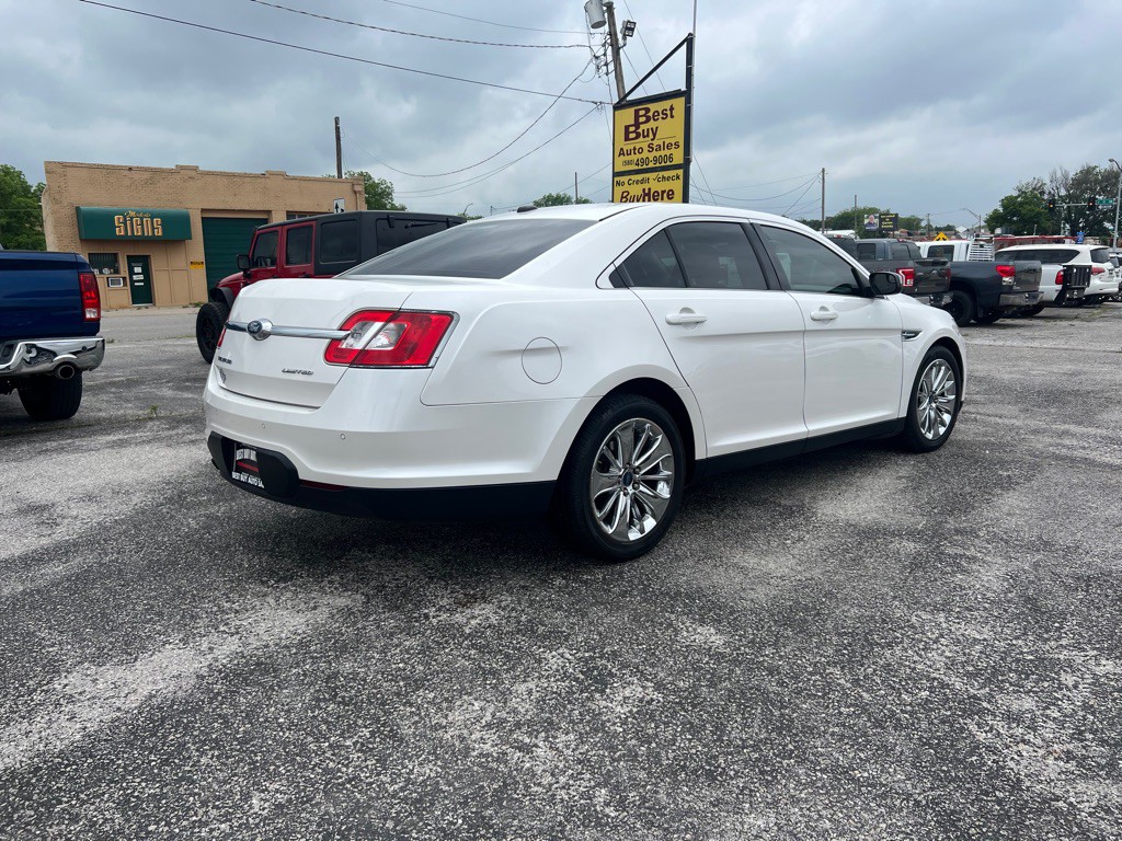 2012 Ford Taurus Image 4